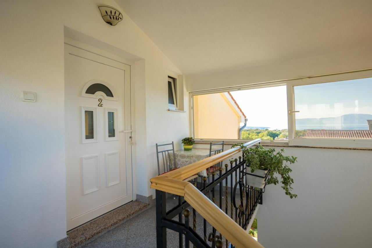 Apartmani Sandra Malinska Sveti Vid-Miholjice ภายนอก รูปภาพ