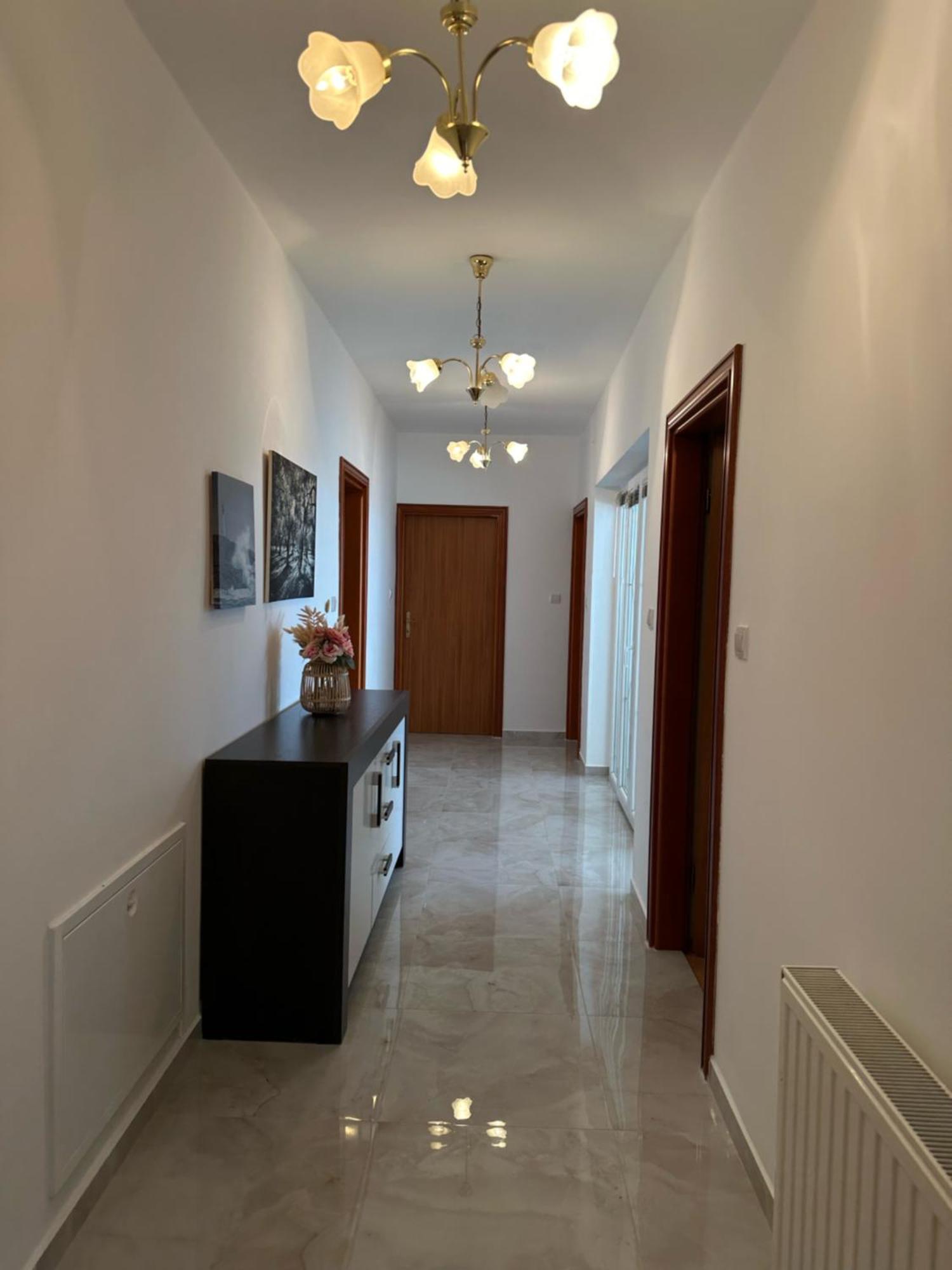 Apartmani Sandra Malinska Sveti Vid-Miholjice ภายนอก รูปภาพ